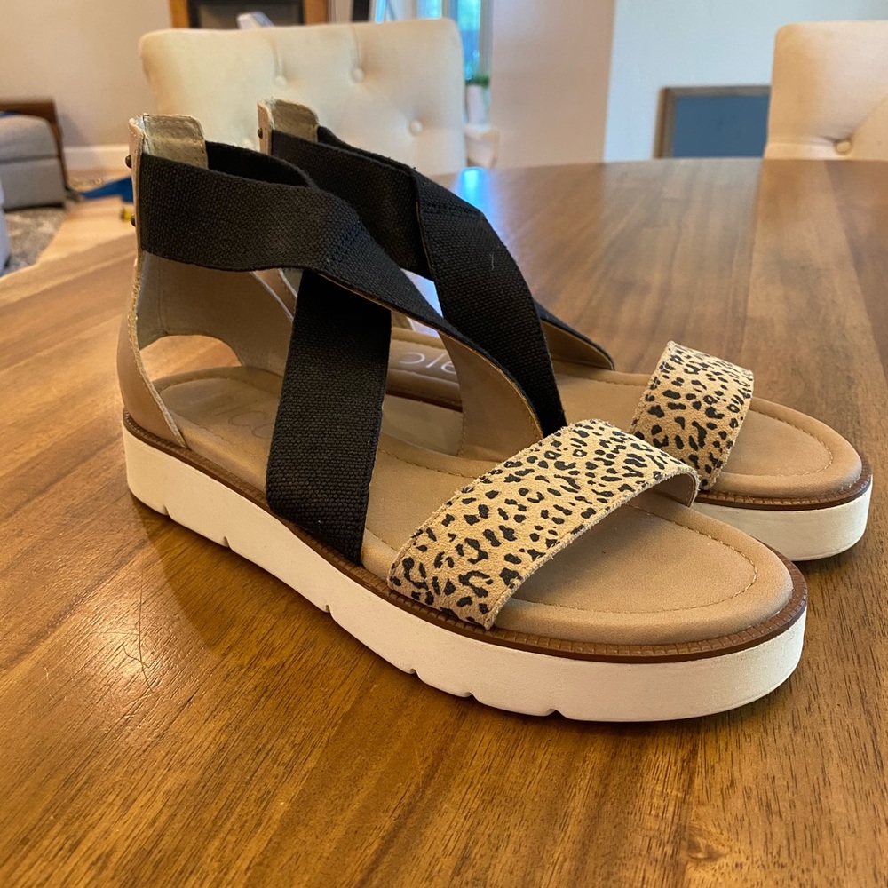 Nicole Karla Sandals!